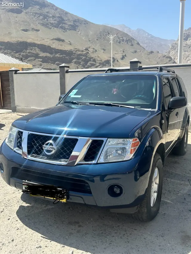 Nissan Pathfinder 2008 · 4.0 AT