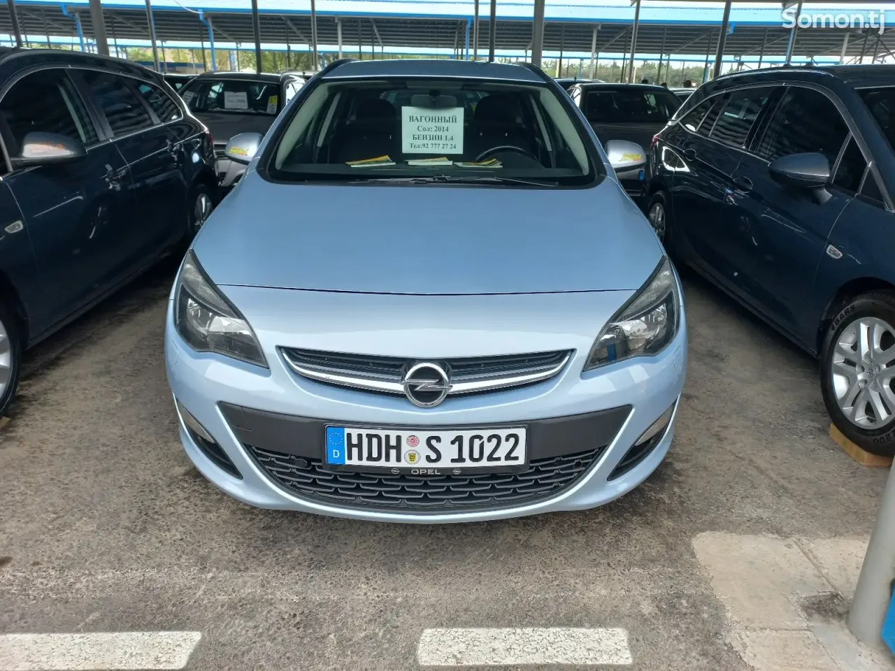 Opel Astra J 2014 · 1.4 MT