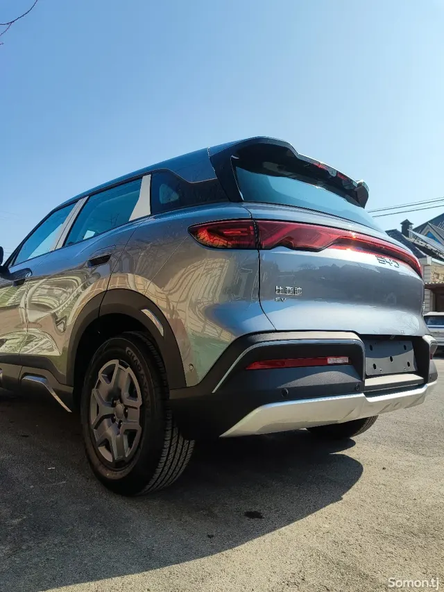 BYD Yuan Up 2025 · AT