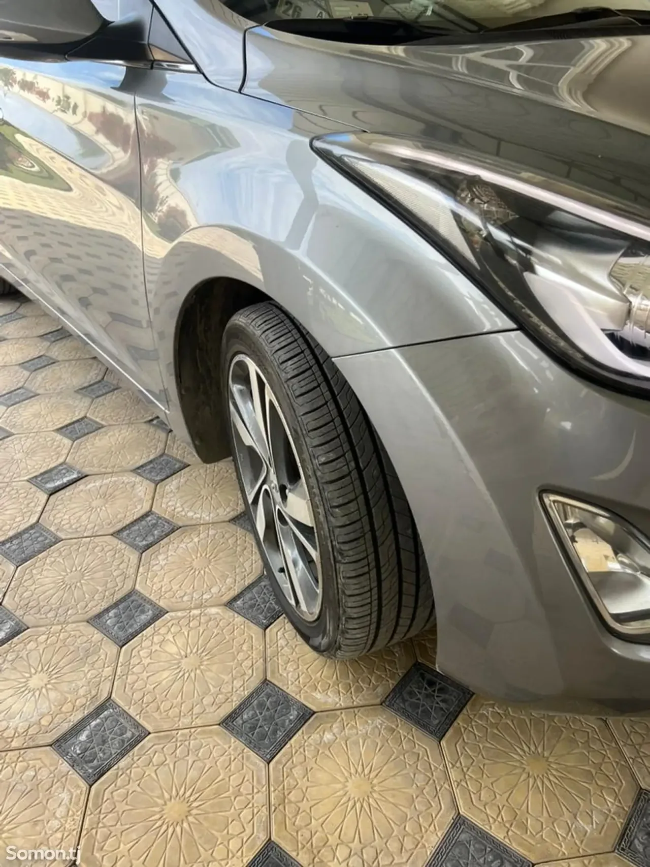 Hyundai Avante 2014 · 1.6 AT