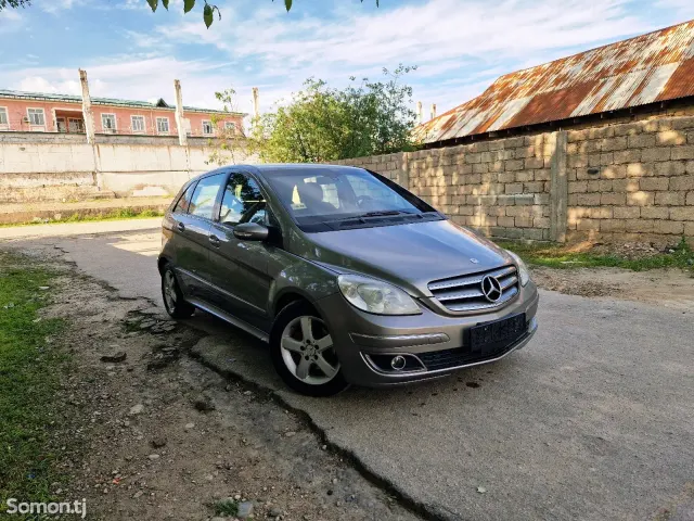Mercedes-Benz B class 2006 · 2.0 AT