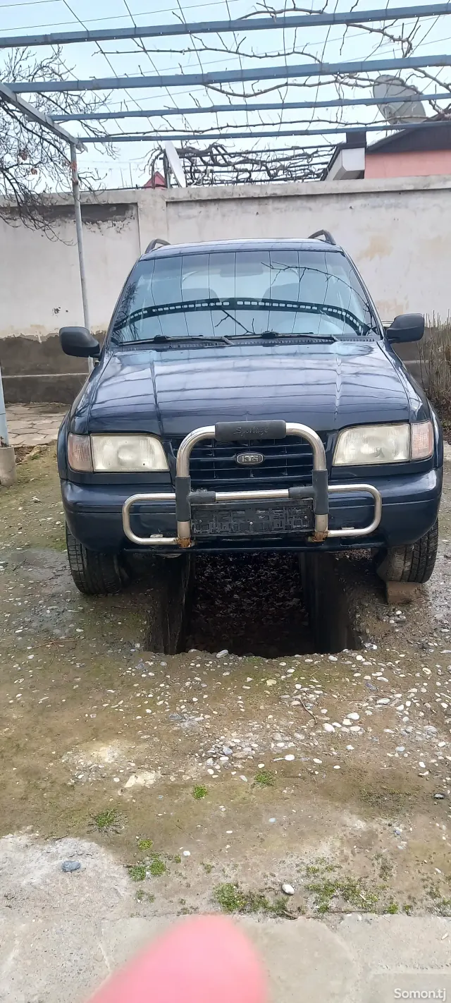 Kia Sportage 1996 · 3.5 MT