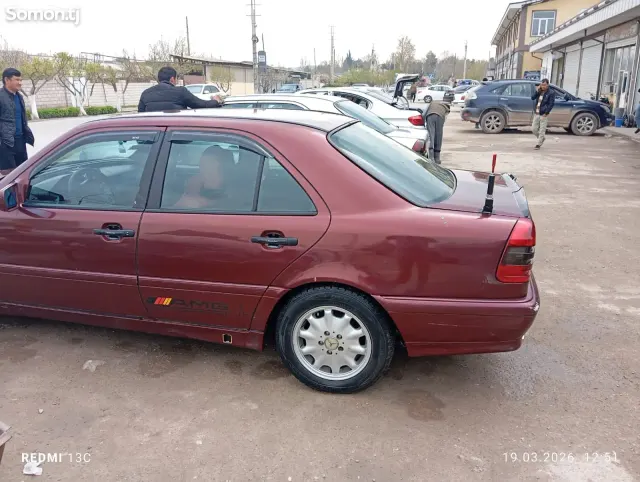 Mercedes-Benz C class 1996 · 1.8 MT