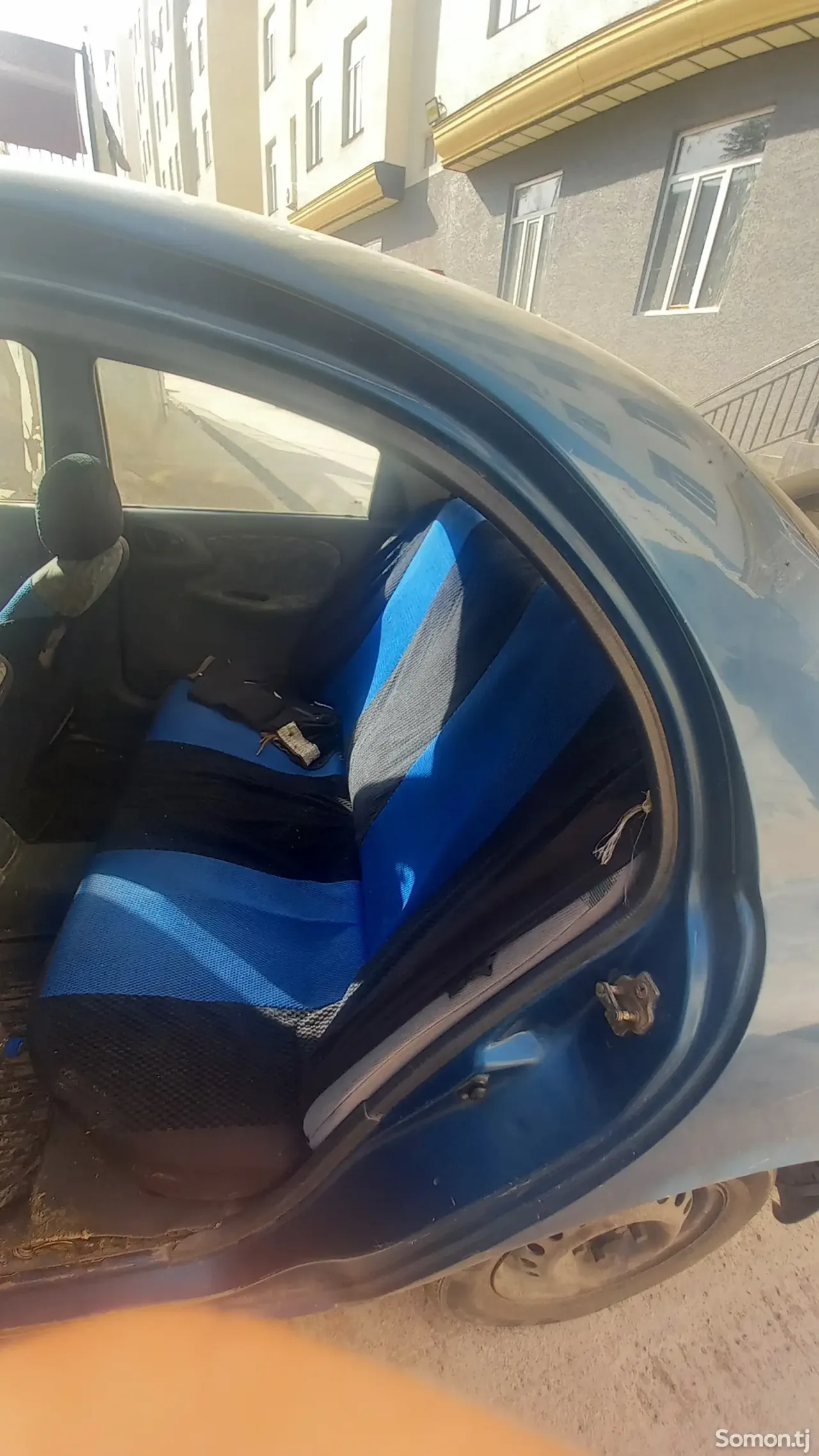 Daewoo Lanos 1997 · 1.6 MT