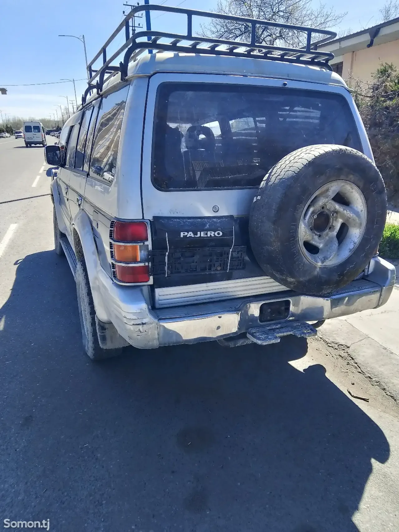 Mitsubishi Pajero 1991 · 2.2 AT