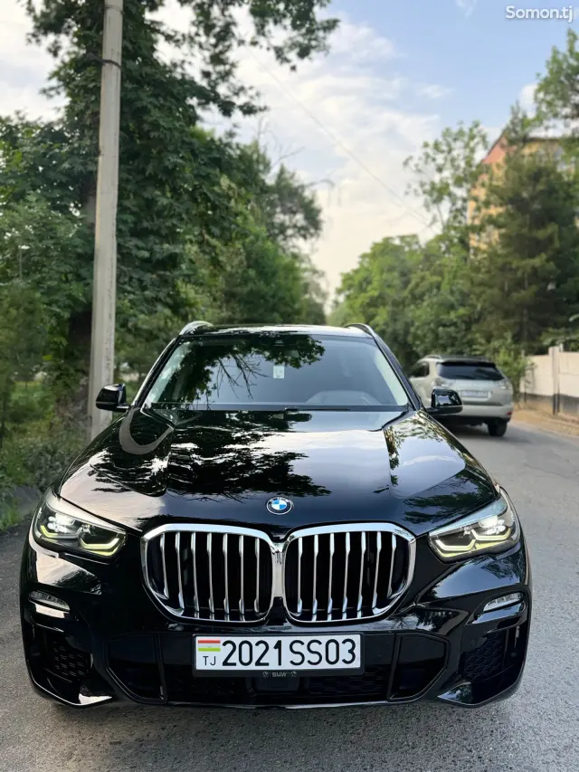 BMW X5 2021 · 2.5 AT