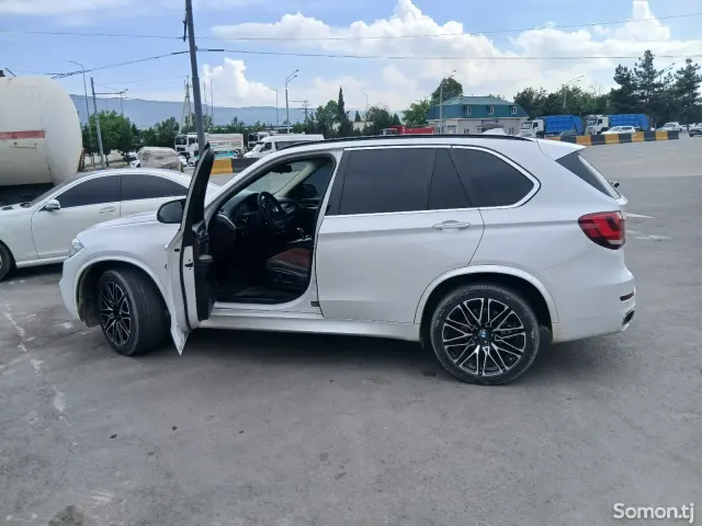 BMW X5 M 2015 · 3.5 AT
