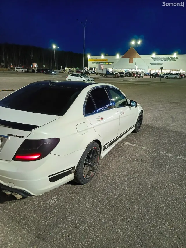 Mercedes-Benz C class 2012 · 3.0 AT