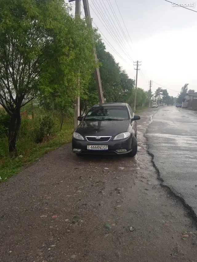 Daewoo Lacetti 2013 · 1.5 MT