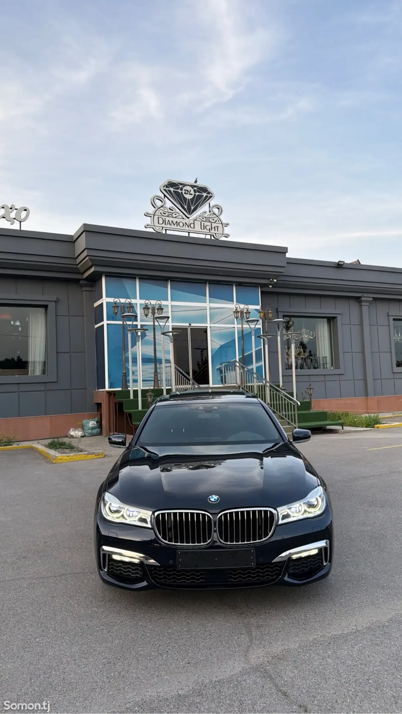 BMW 7 series 2017 · 3.0 AT