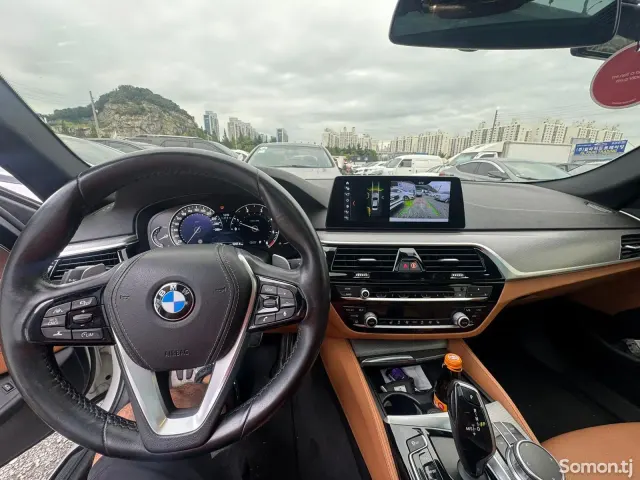 BMW 5 series 2017 · 2.0 AT