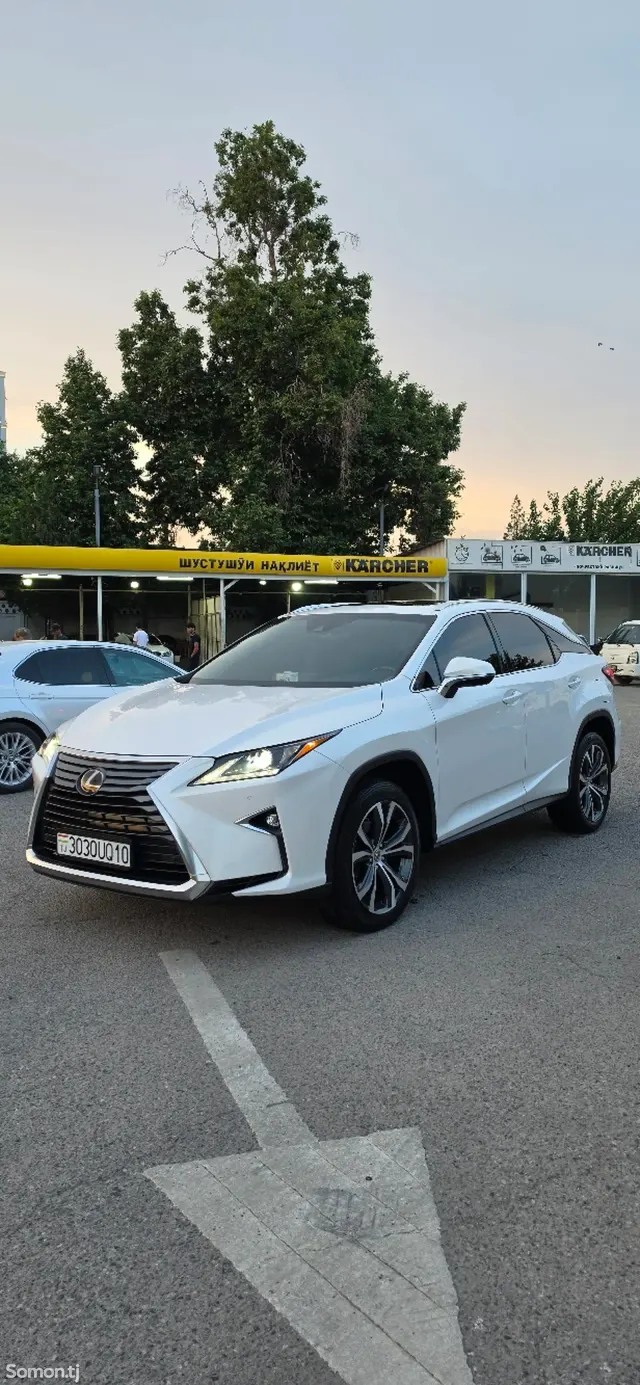 Lexus RX series 2017 · 3.5 AT