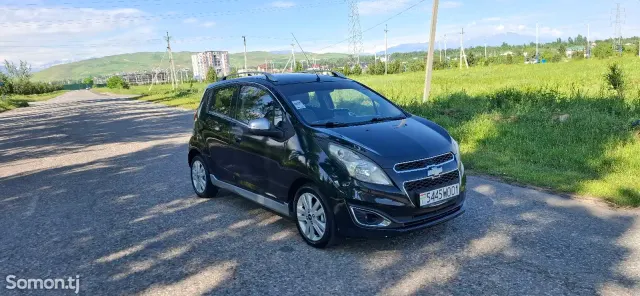 Chevrolet Spark 2014 · 1.1 AT