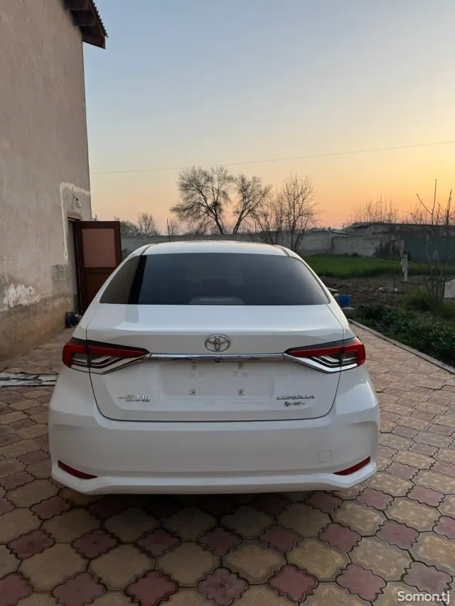 Toyota Corolla 2025 · 1.8 AT