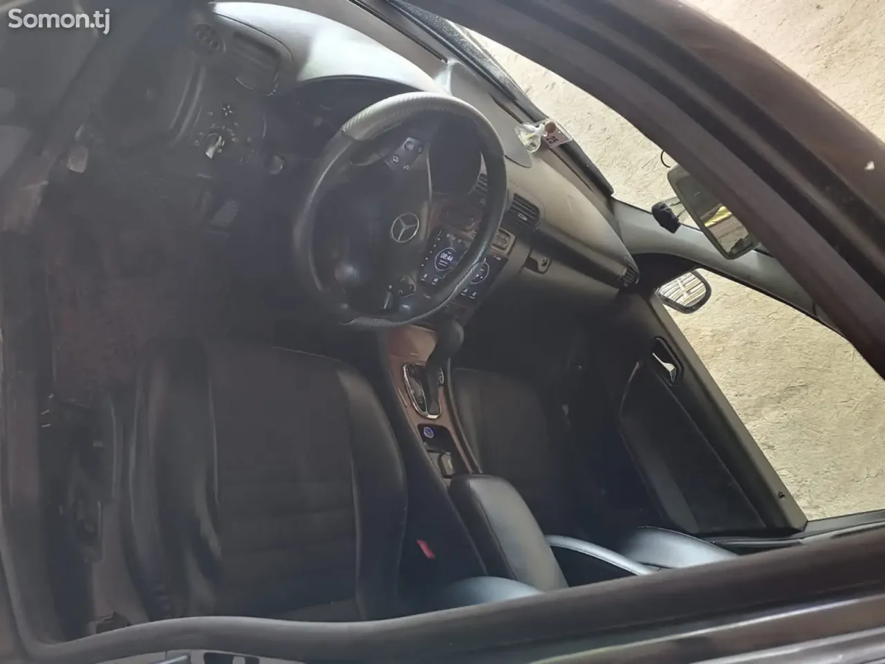 Mercedes-Benz C class 2001 · 2.3 AT