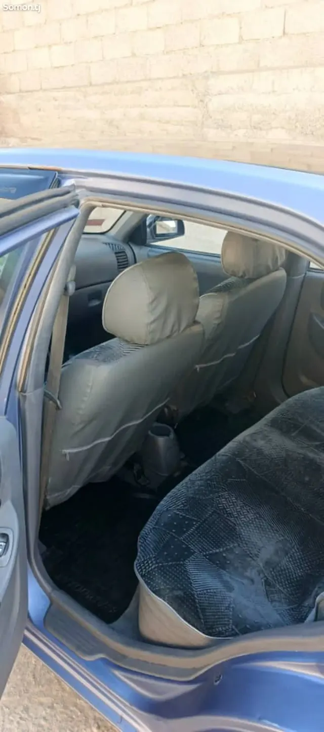 Hyundai Accent 2005 · 1.6 MT