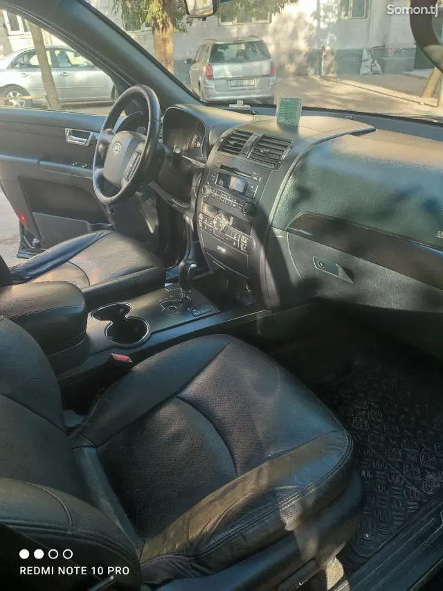 Kia Mohave 2012 · AT