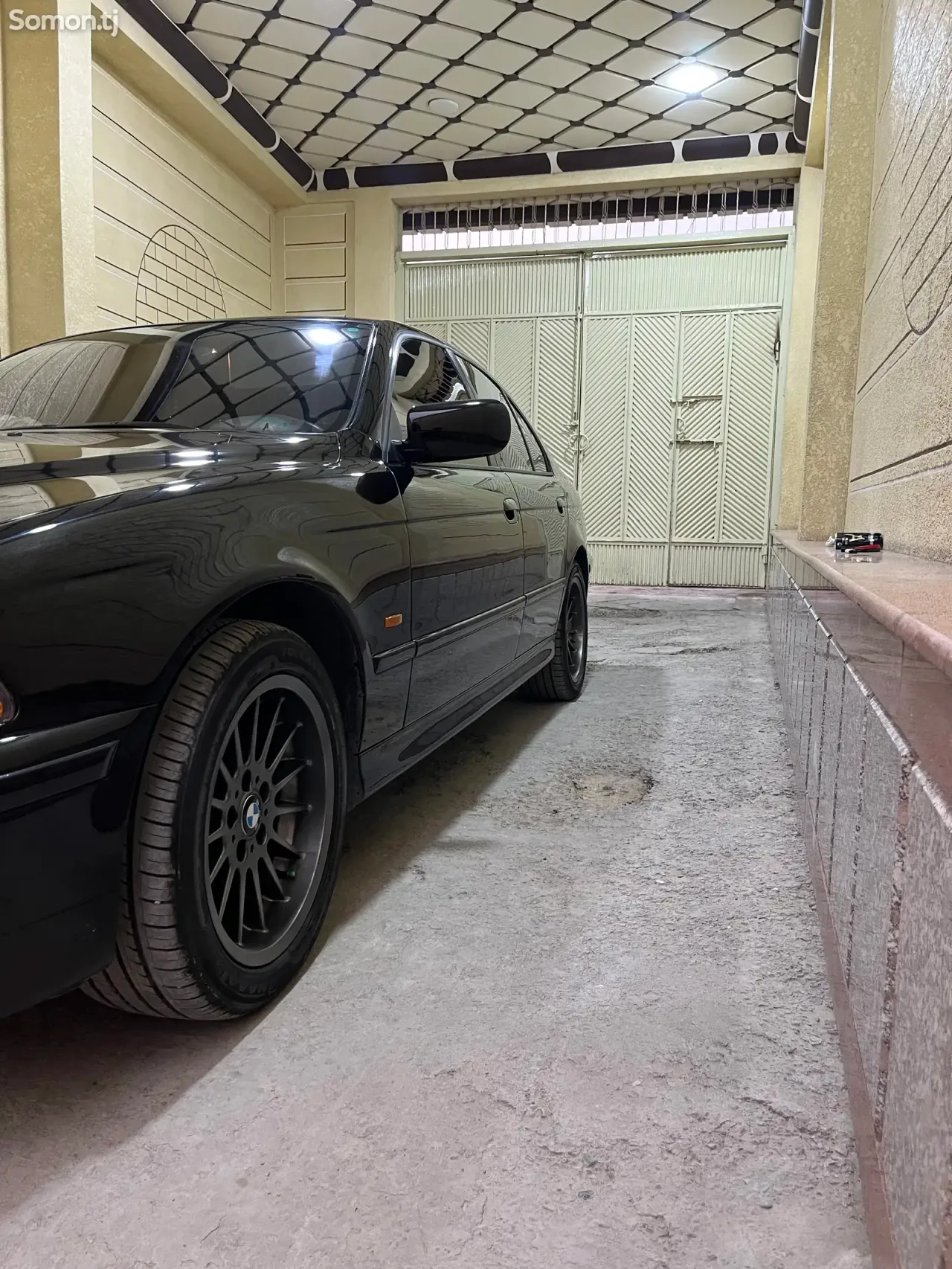 BMW 5 series 2001 · 3.0 AT
