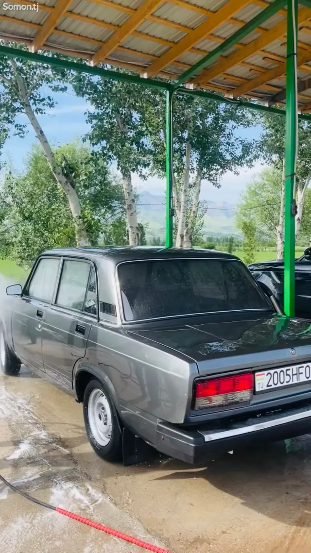 Lada (ВАЗ) 2107 2008 · 1.7 MT