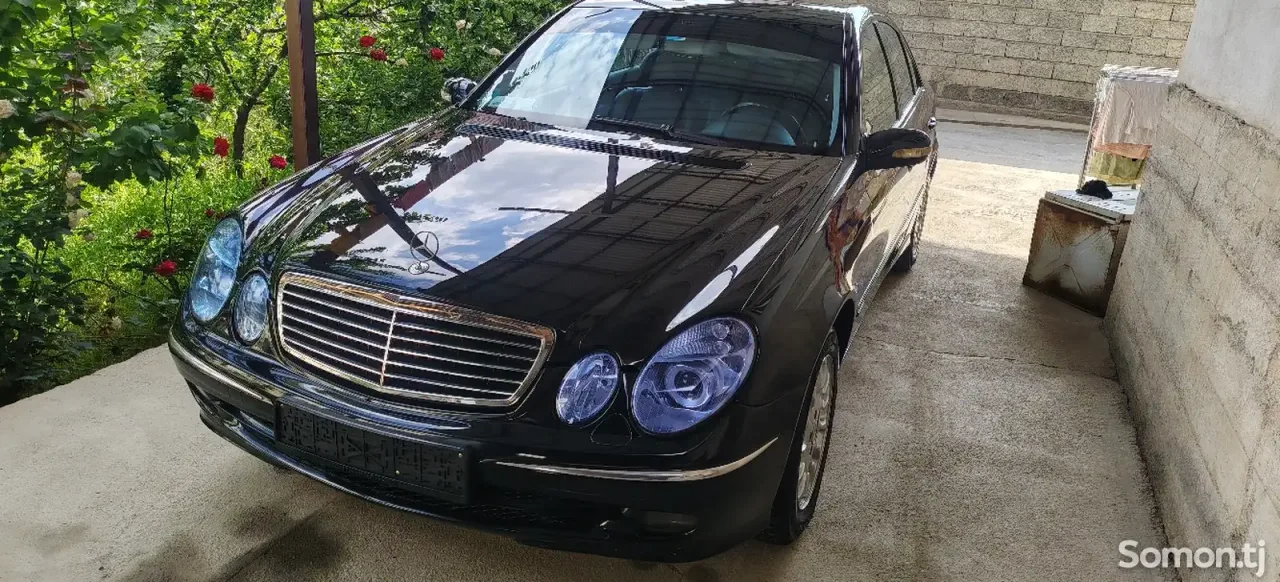 Mercedes-Benz E class 2002 · 2.4 AT