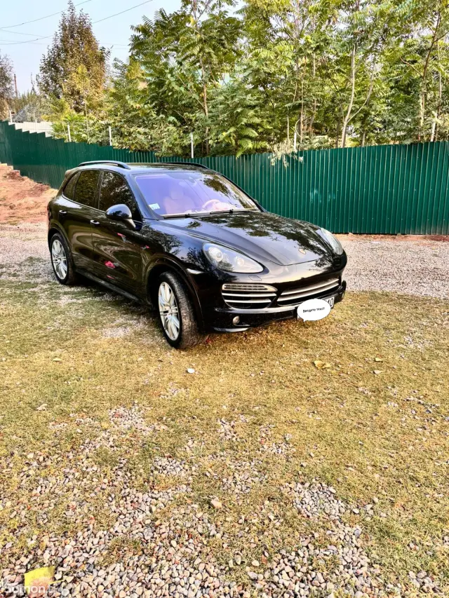Porsche Cayenne 2014 · 3.0 AT