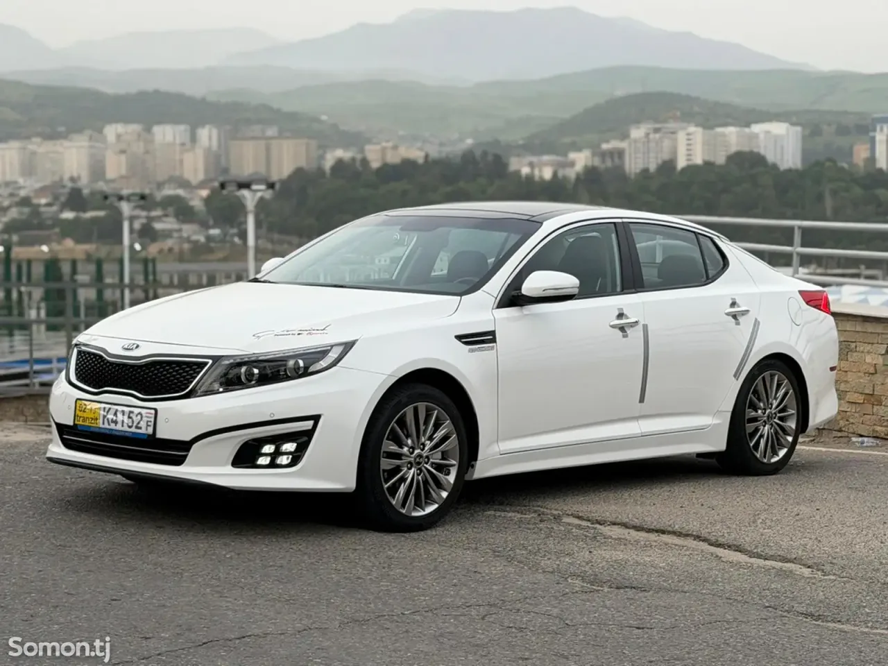 Kia K5 2015 · 2.0 AT