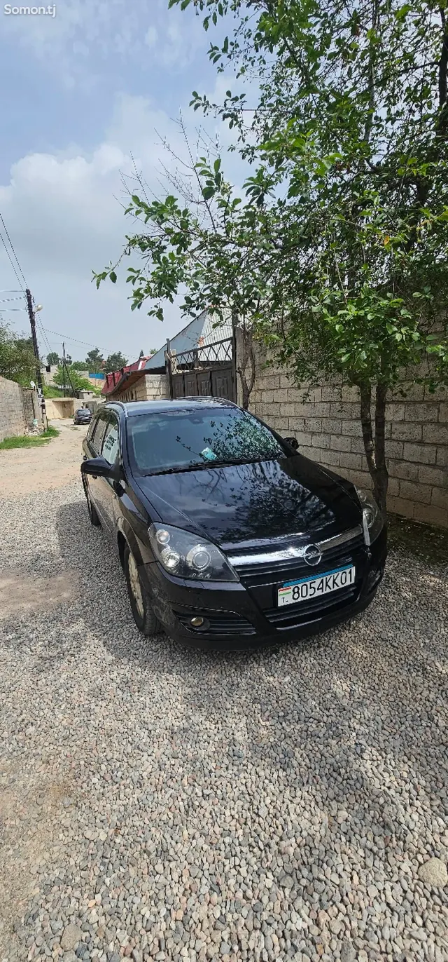 Opel Astra H 2006 · 1.8 AT
