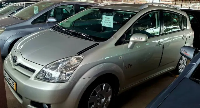 Toyota Corolla Verso 2007 · 1.8 MT