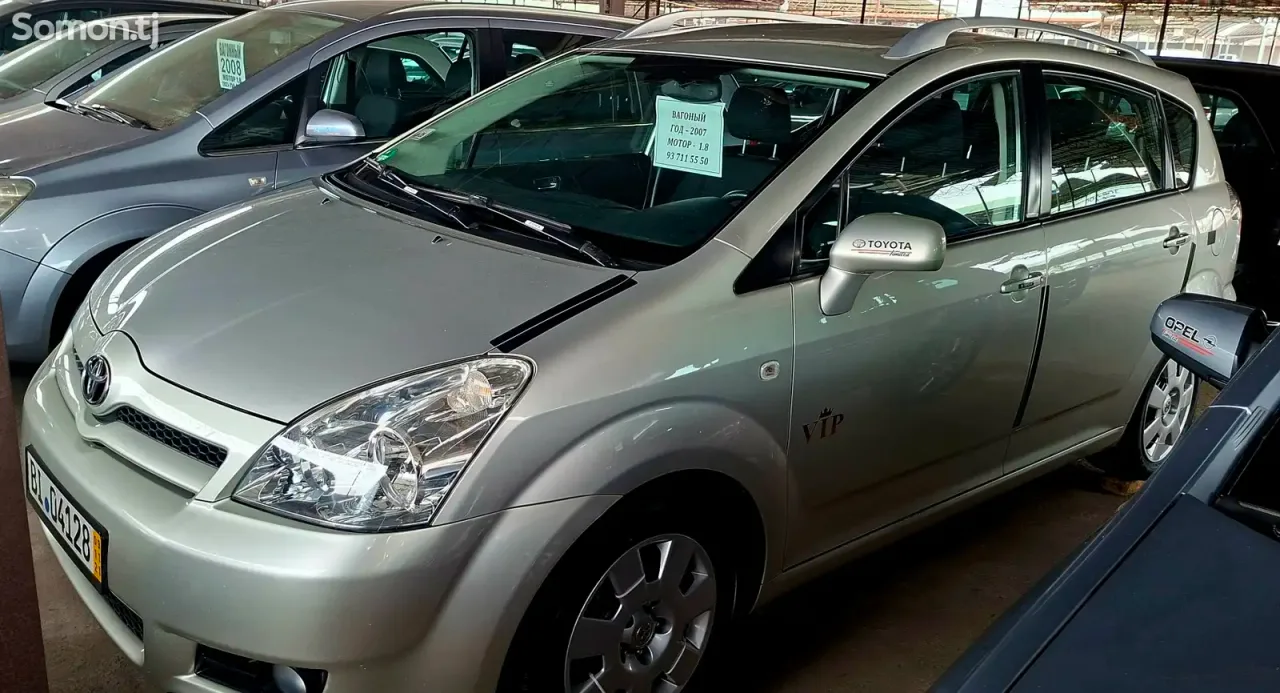 Toyota Corolla Verso 2007 · 1.8 MT