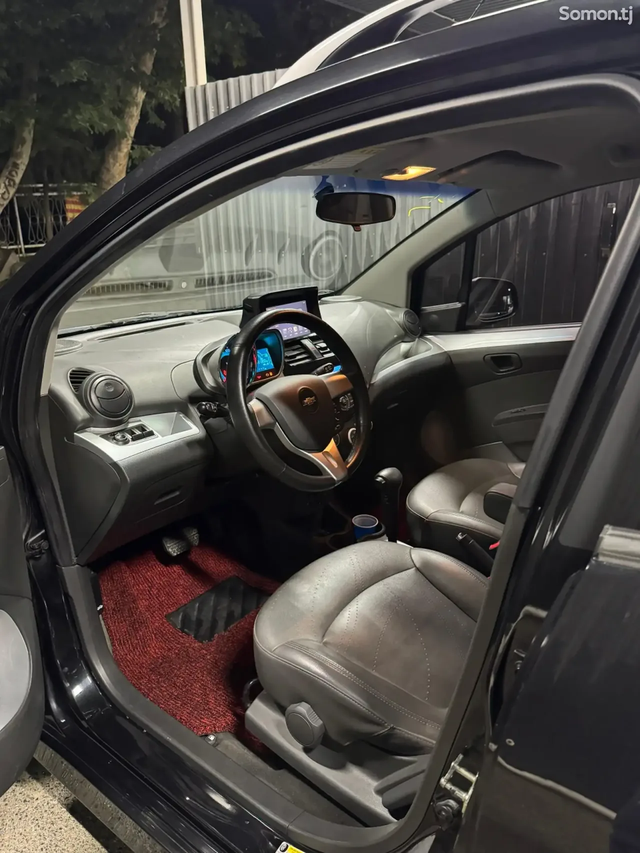 Chevrolet Spark 2015 · 1.0 AT