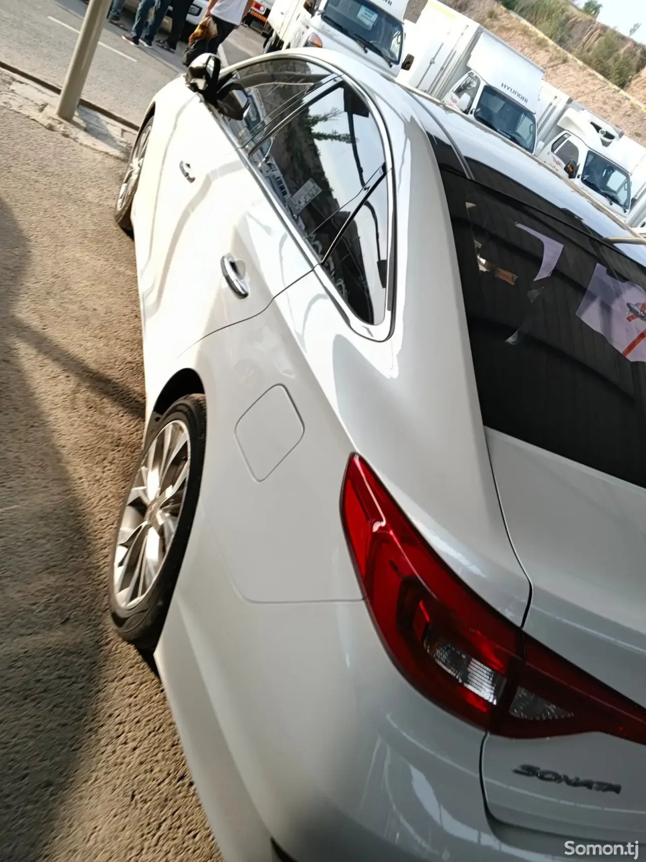 Hyundai Sonata 2014 · 2.0 AT