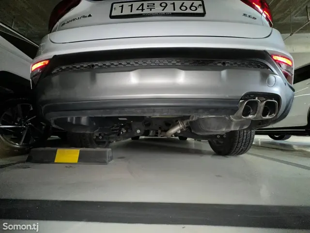Hyundai Santa Fe 2018 · 2.2 AT