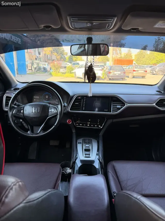 Honda MNV 2022 · AT