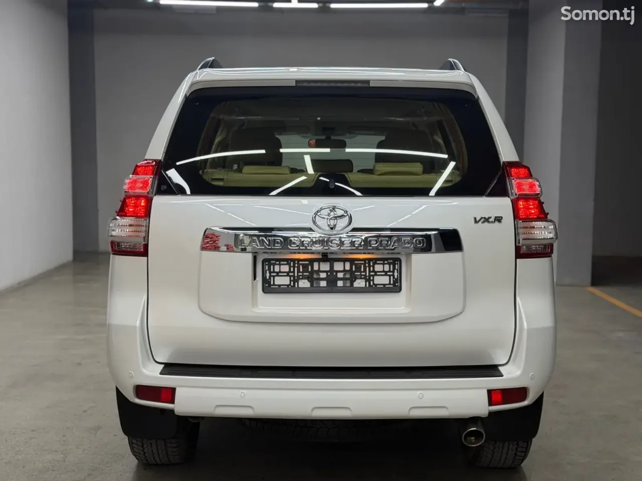 Toyota Land Cruiser Prado 2015 · 4.0 AT