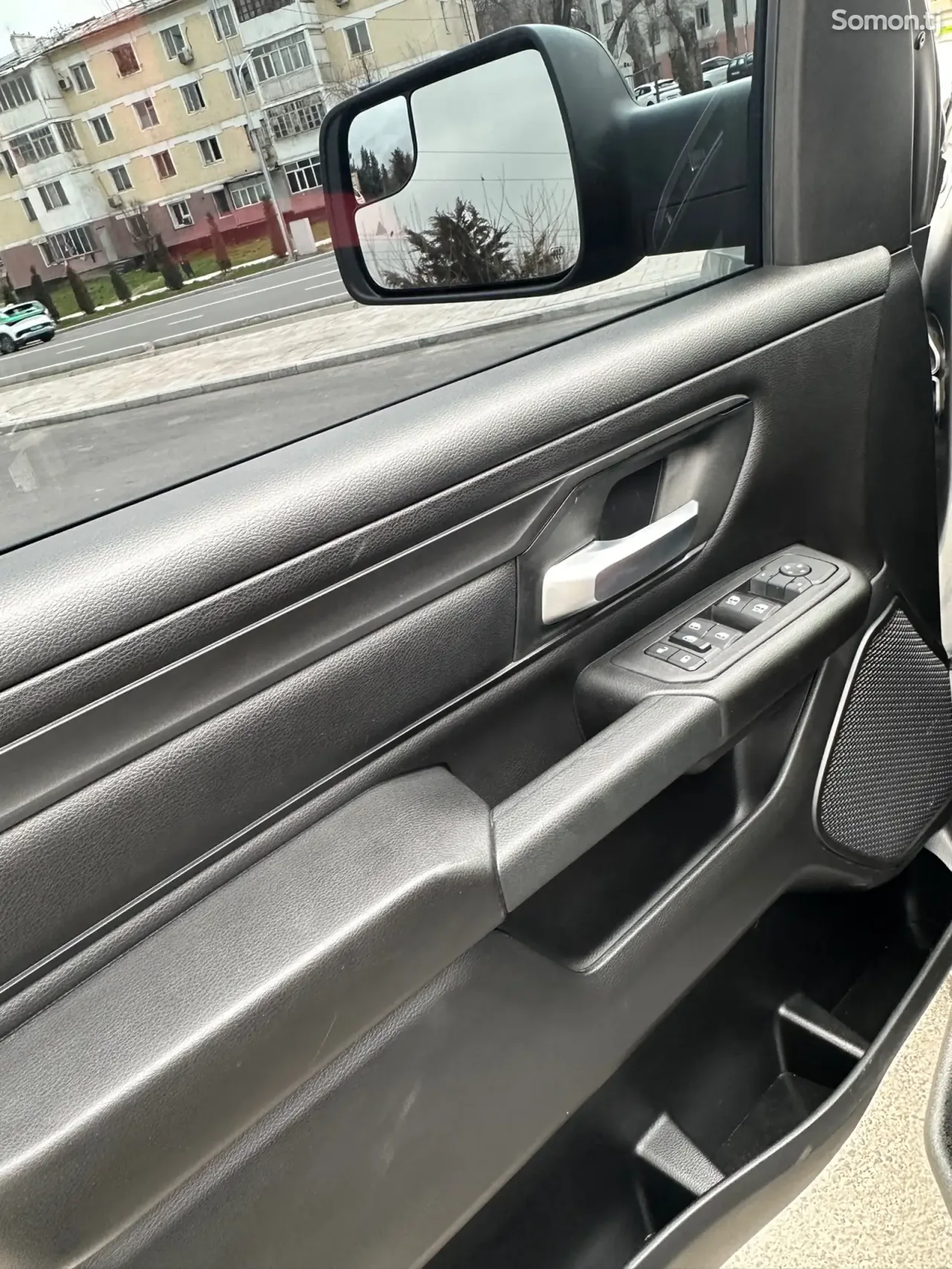 Dodge RAM 2025 · 3.6 AT