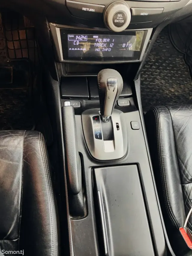 Honda Accord 2010 · 3.5 AT