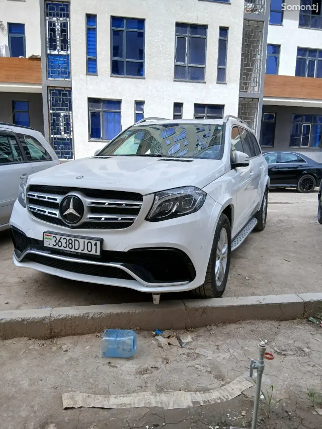 Mercedes-Benz GLS 2015 · 3.5 AT