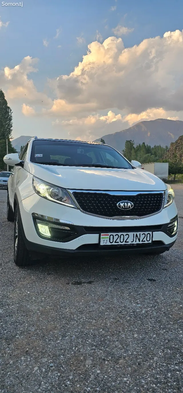 Kia Sportage 2015 · 2.0 AT