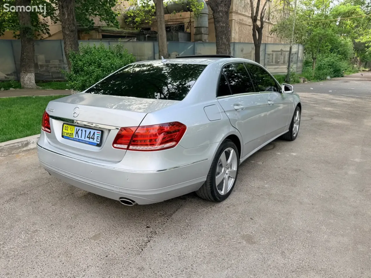 Mercedes-Benz E class 2010 · 3.0 AT
