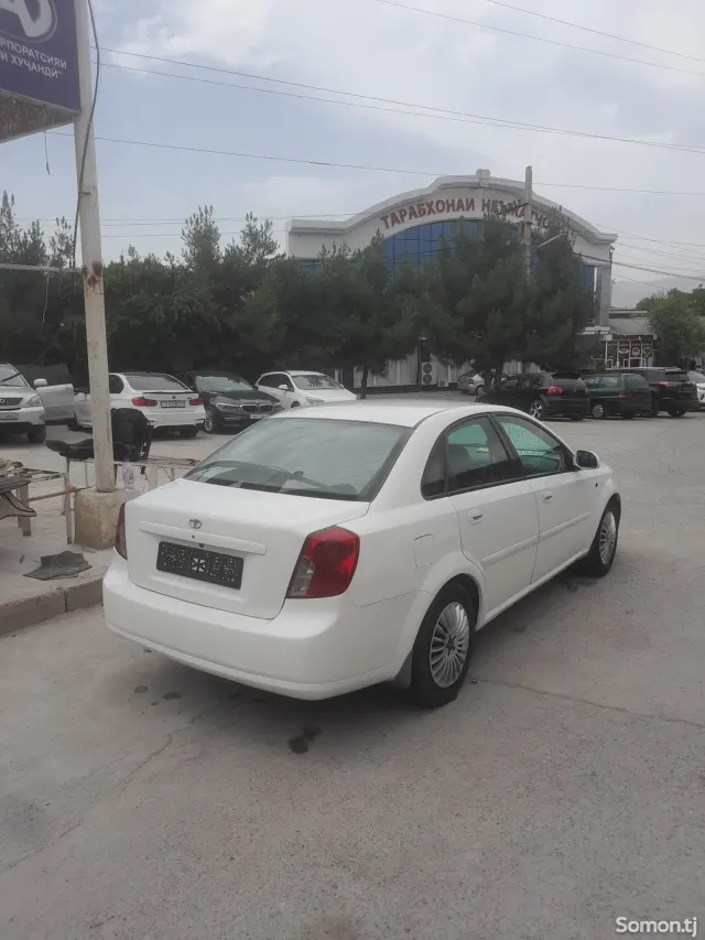 Daewoo Lacetti 2004 · 1.6 AT