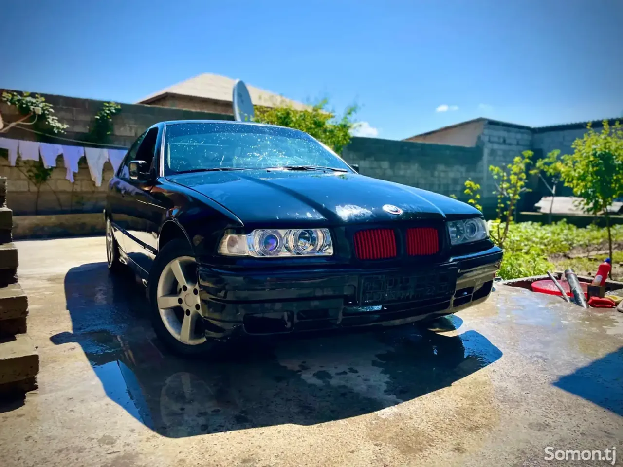 BMW 3 series 1992 · 1.8 MT