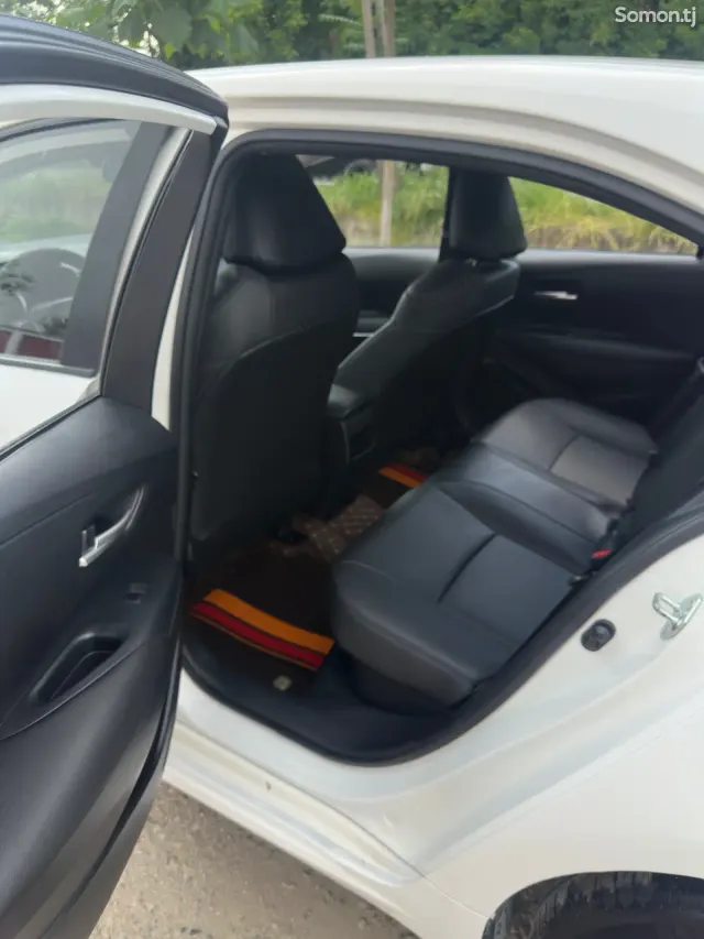 Toyota Corolla 2022 · 1.8 AT