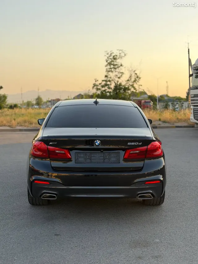 BMW 5 series 2017 · 2.0 AT