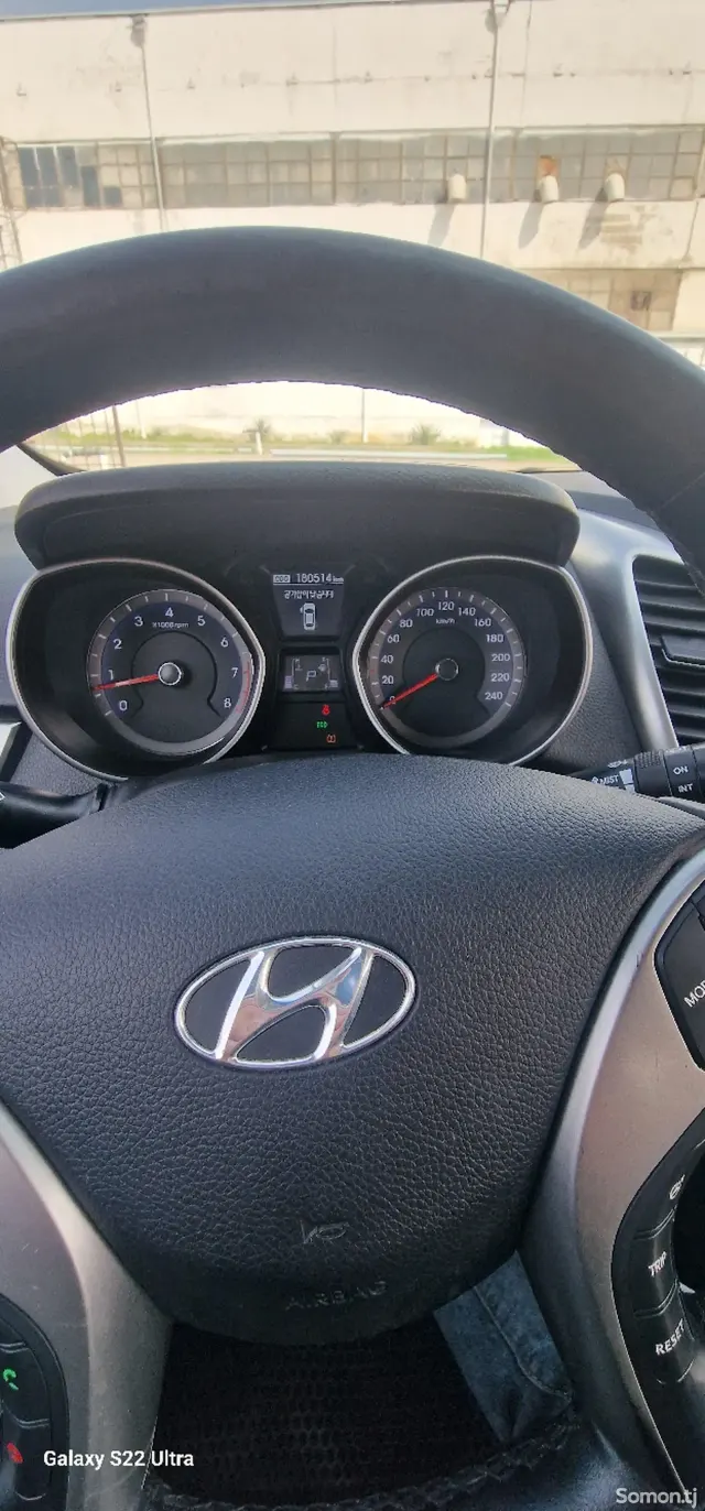 Hyundai i30 2016 · 2.0 AT