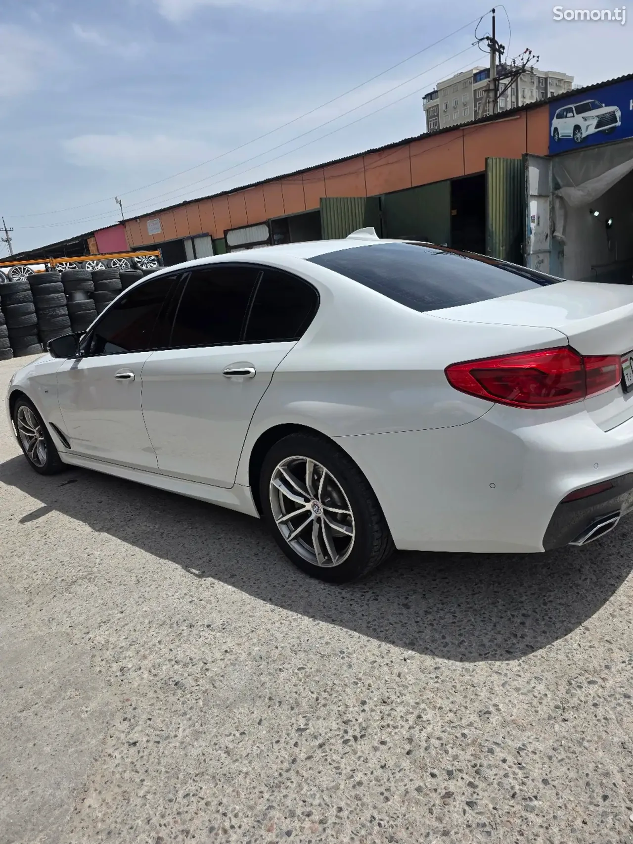 BMW 5 series 2017 · 2.0 AT
