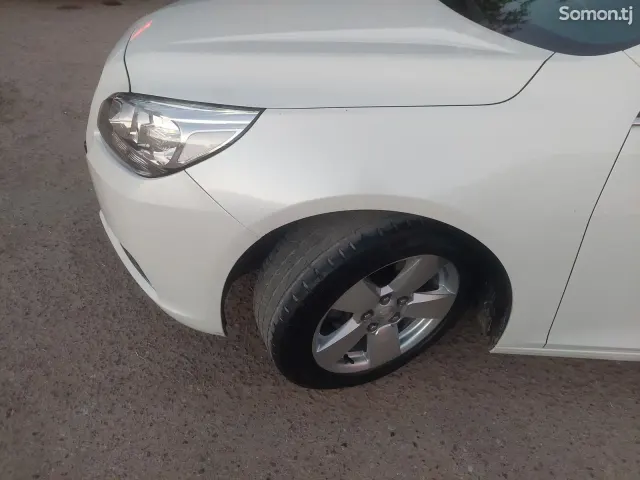 Chevrolet Malibu 2015 · 2.0 AT