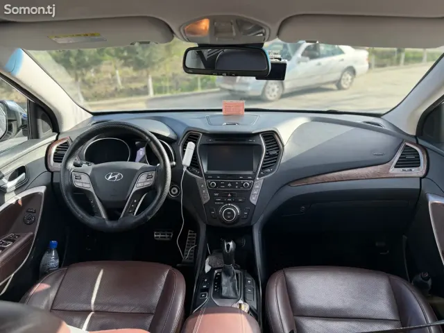 Hyundai Santa Fe 2017 · 2.0 AT
