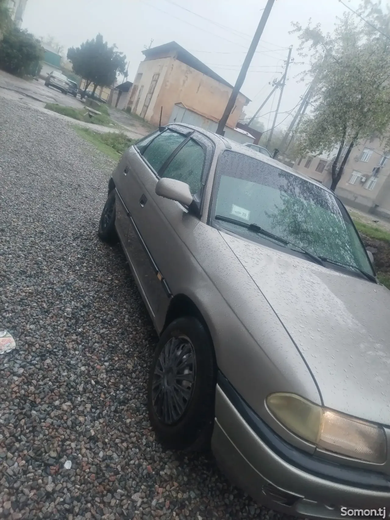 Opel Astra F 1995 · 1.6 MT