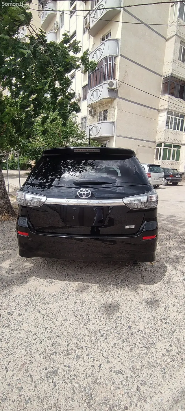 Toyota Wish 2014 · 2.0 AT
