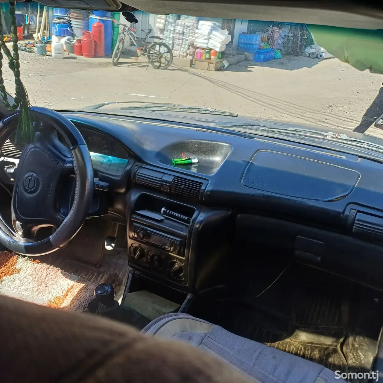 Opel Astra F 1992 · 1.6 MT